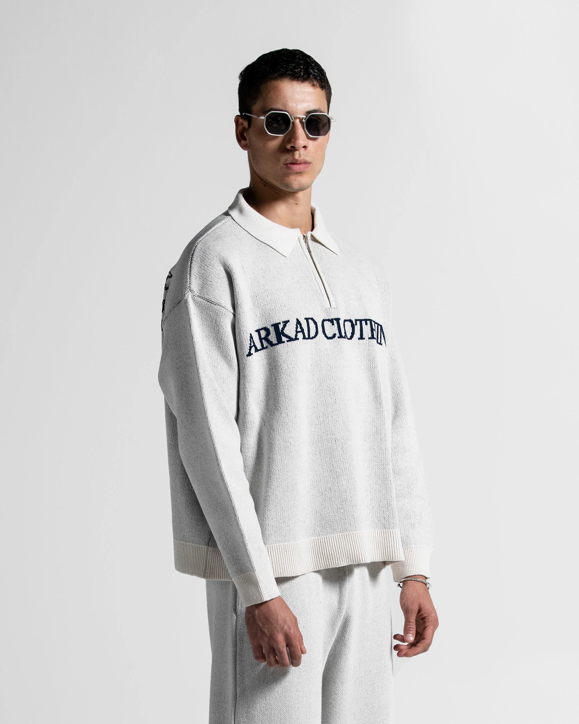 Knit Sweater Polo Blanco Con Azul - Image 3