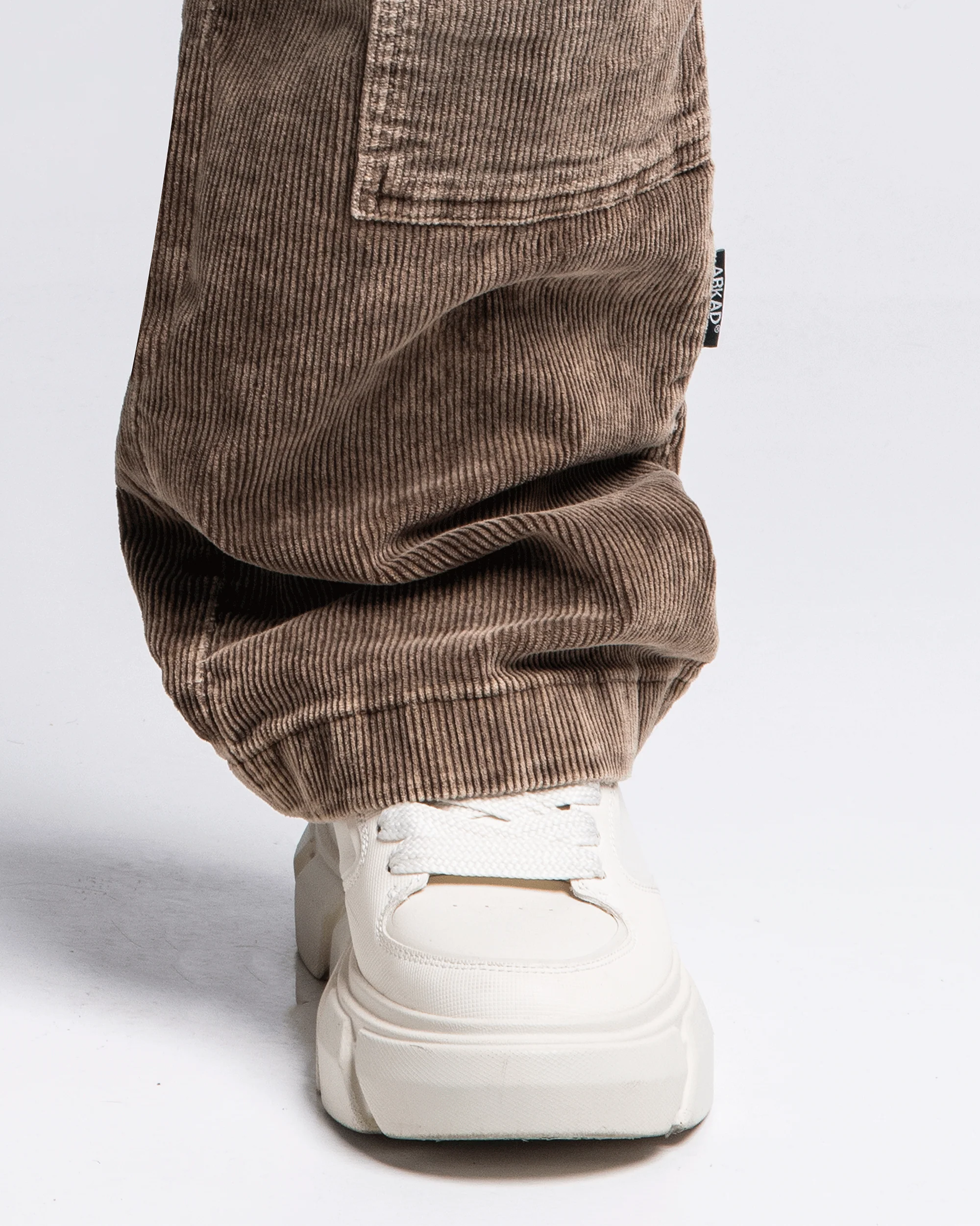 Pantalón Corduroy Acidwash Cafe - Image 6