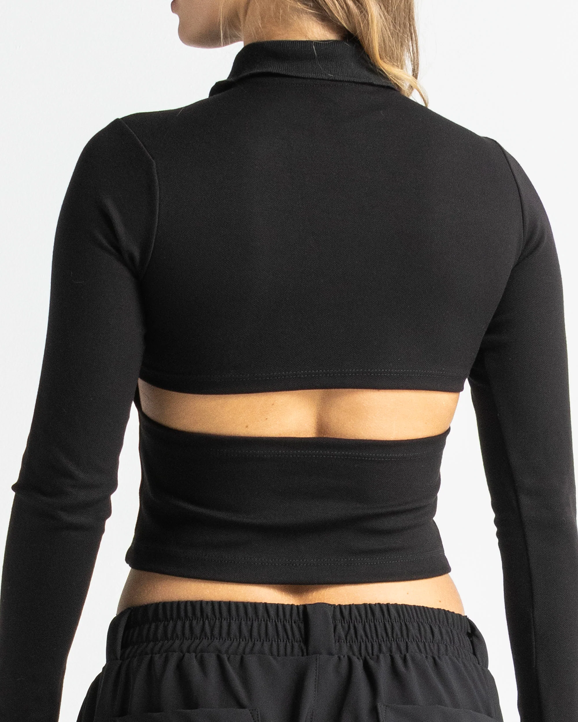 Sweater Polo Cut-Out - Image 7