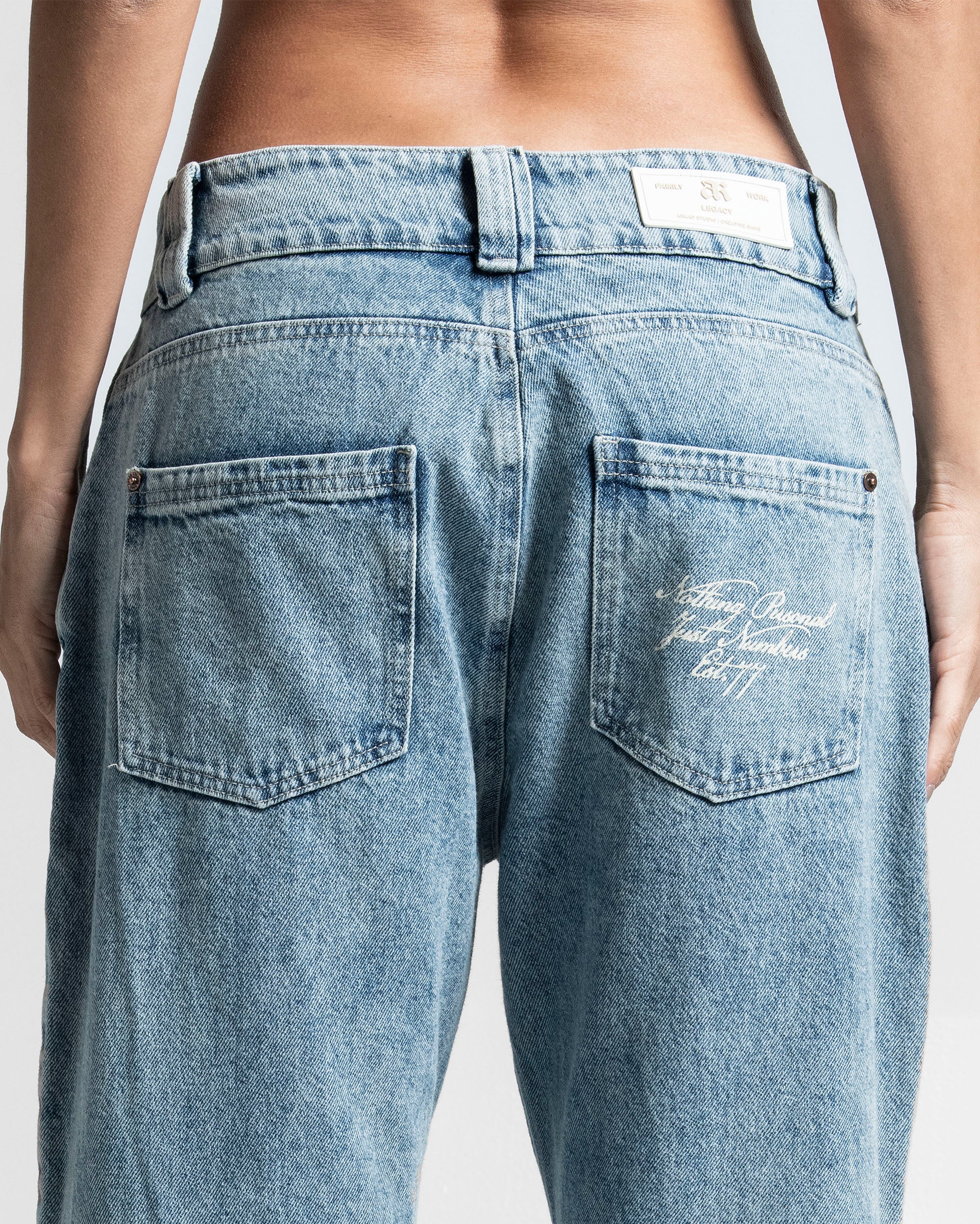 Printed Denim Pant Azul Claro - Unisex - Image 3