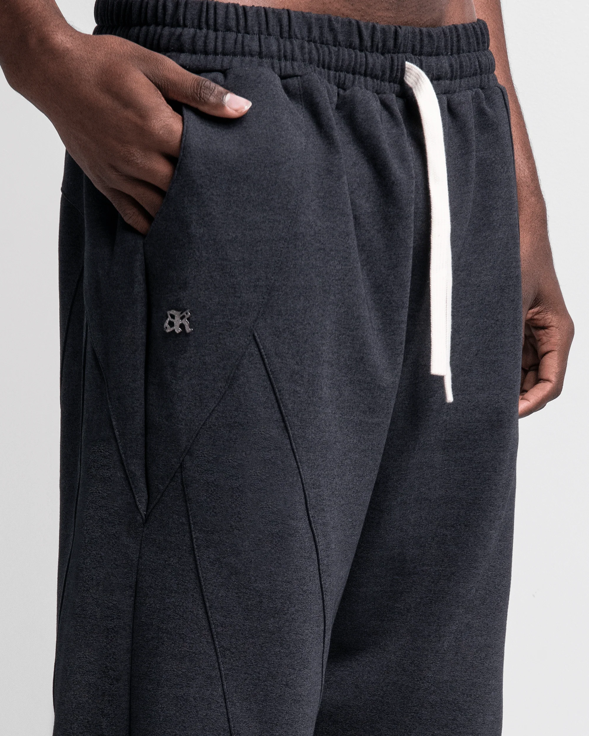 Sweatpant Gris Cortes - Image 7