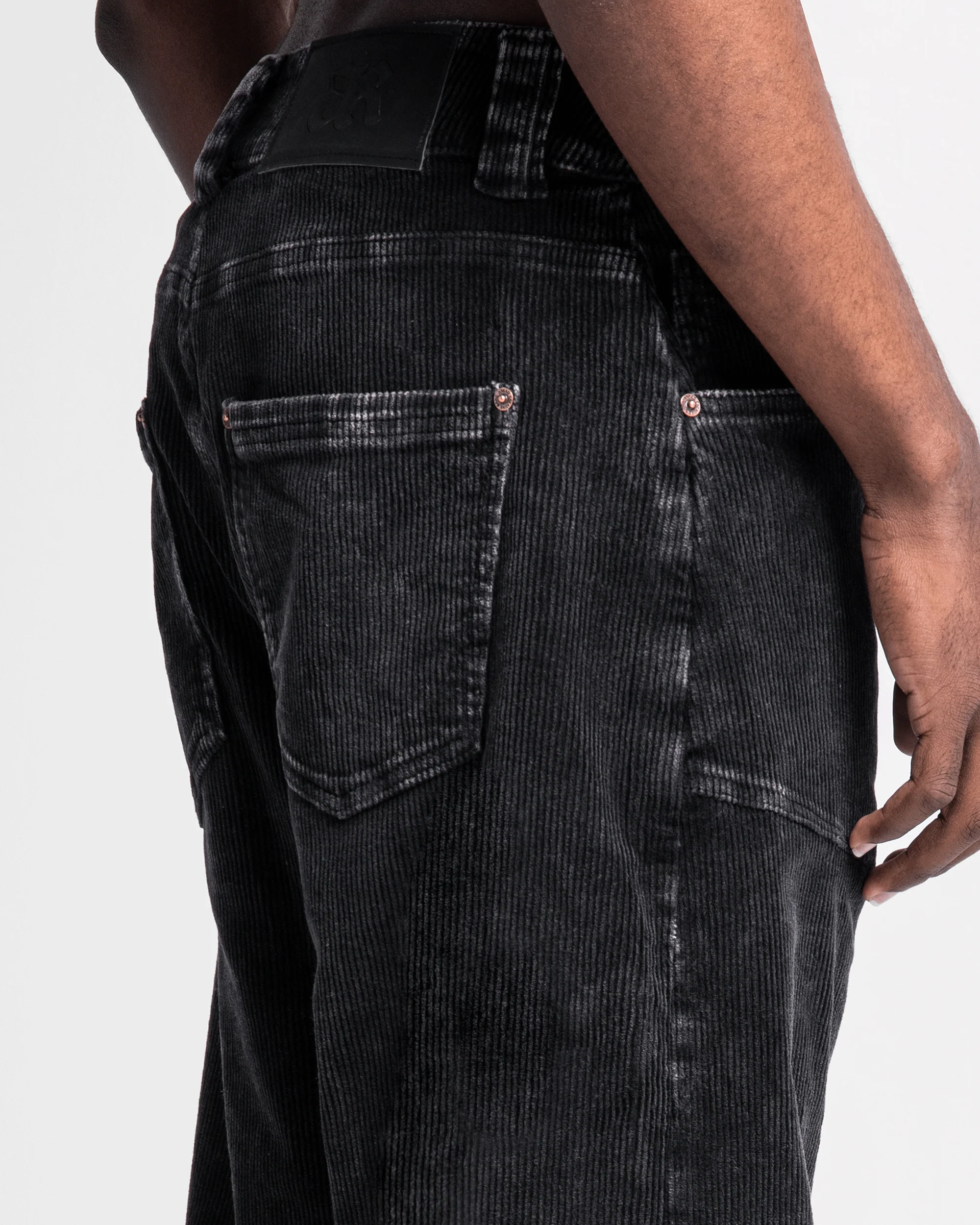 Washed Pant Corduroy Pinzas Negro - Image 11